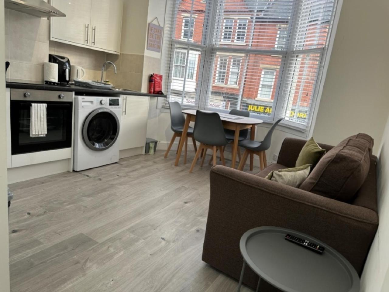 Studio Flat 2A Central Colwyn Bay Buitenkant foto